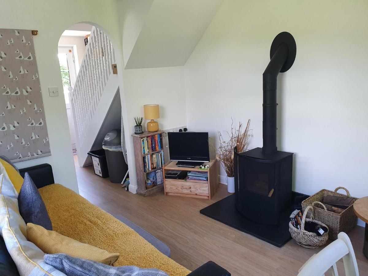 Boots Cottage Бюд Екстериор снимка